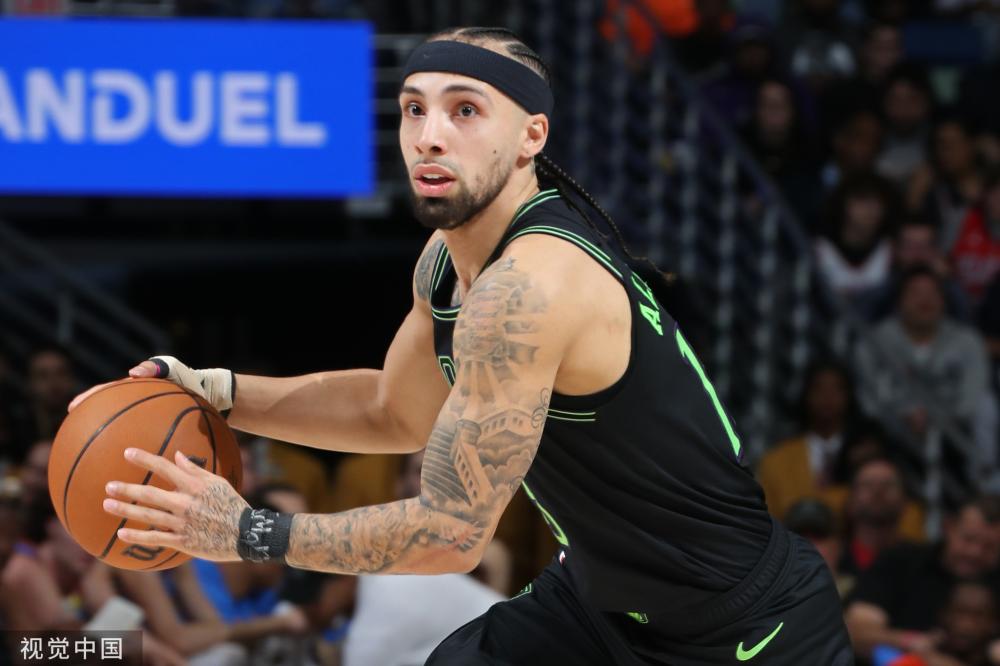 特别是在收 特别是在收